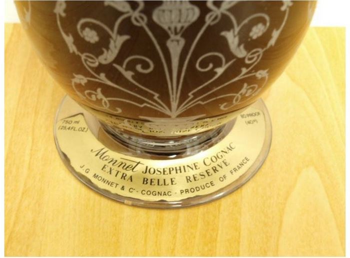 モネ・ジョセフィーヌの買取は、お酒専門店で査定致します。