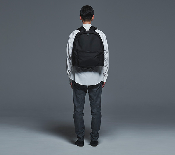 BACKPACK PRO SOLID M BLACK | PRO | PRODUCTS | MONOLITH OFFICAL