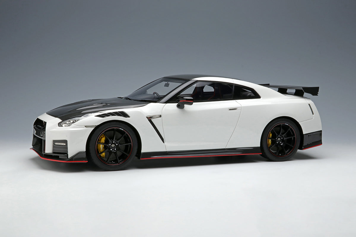 Make Up Co., Ltd / IDEA 1:18 Nissan GT-R NISMO Special Edition