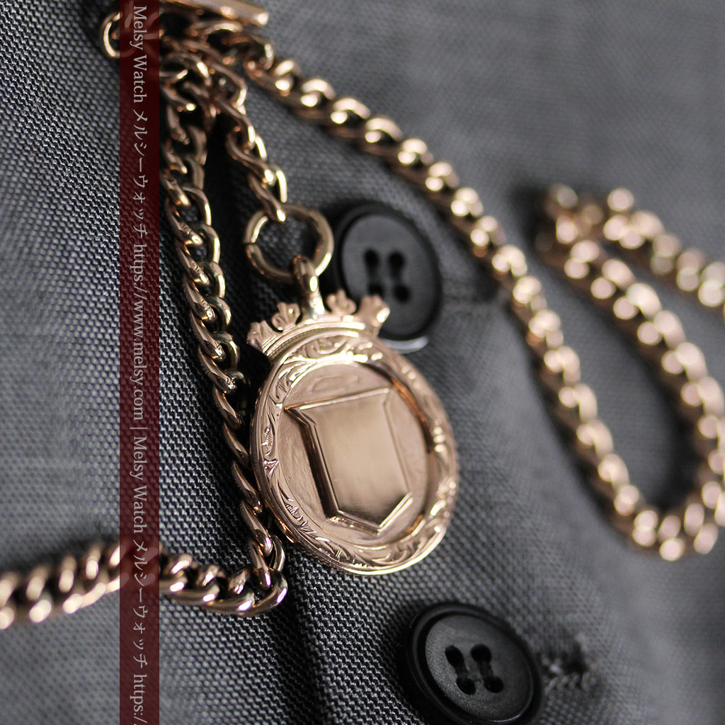 金無垢アンティーク懐中時計チェーン 盾の飾り 【1919年頃】