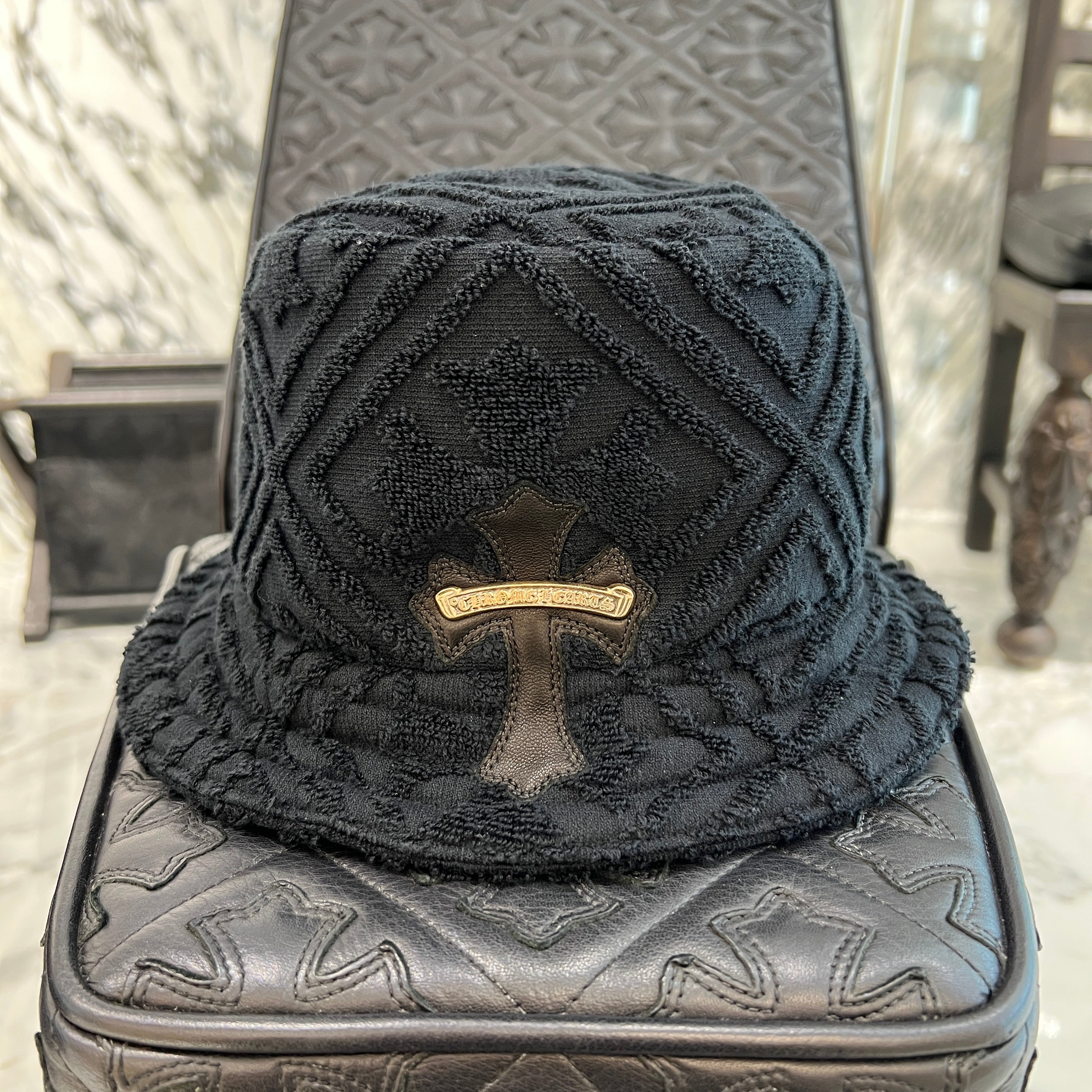 CHROME HEARTS 1 Cross Leather Patch Cotton Bucket Hat Size S（56cm