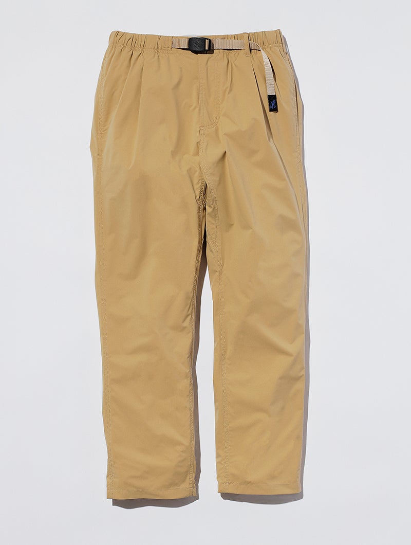 180度開脚のグラミチパンツは、伝説のロッククライマーによってつく