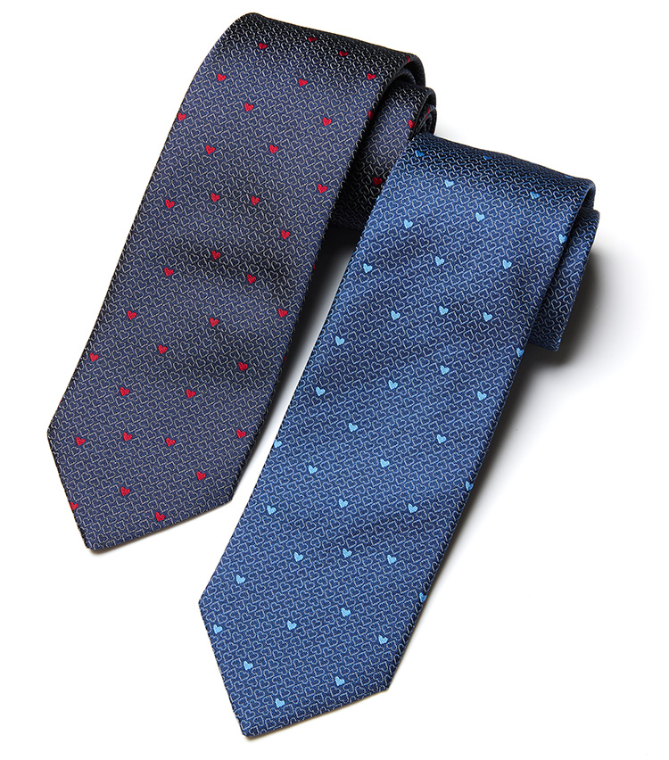 エルメスのハート柄ネクタイ、その名も「ダーリン」で胸元に愛を