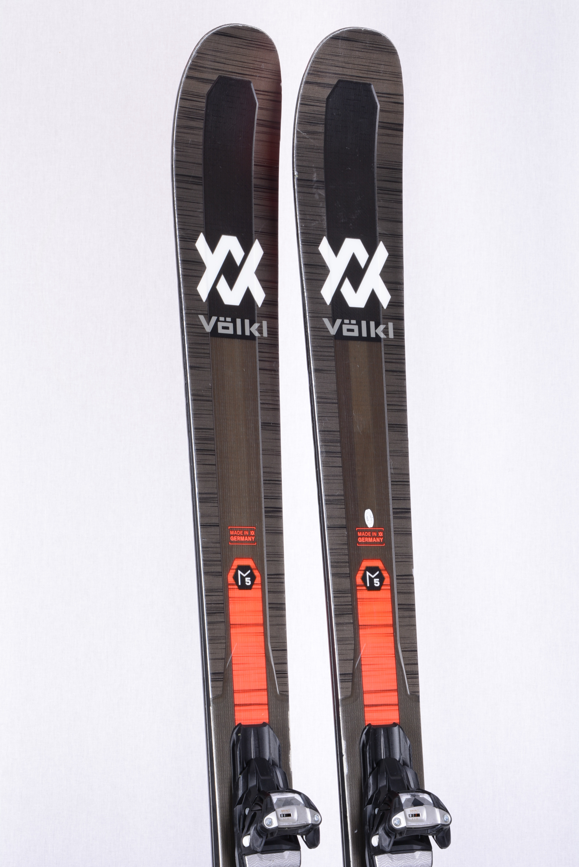 freeride skis VOLKL M5 MANTRA 2020, titanal frame, woodcore, grip