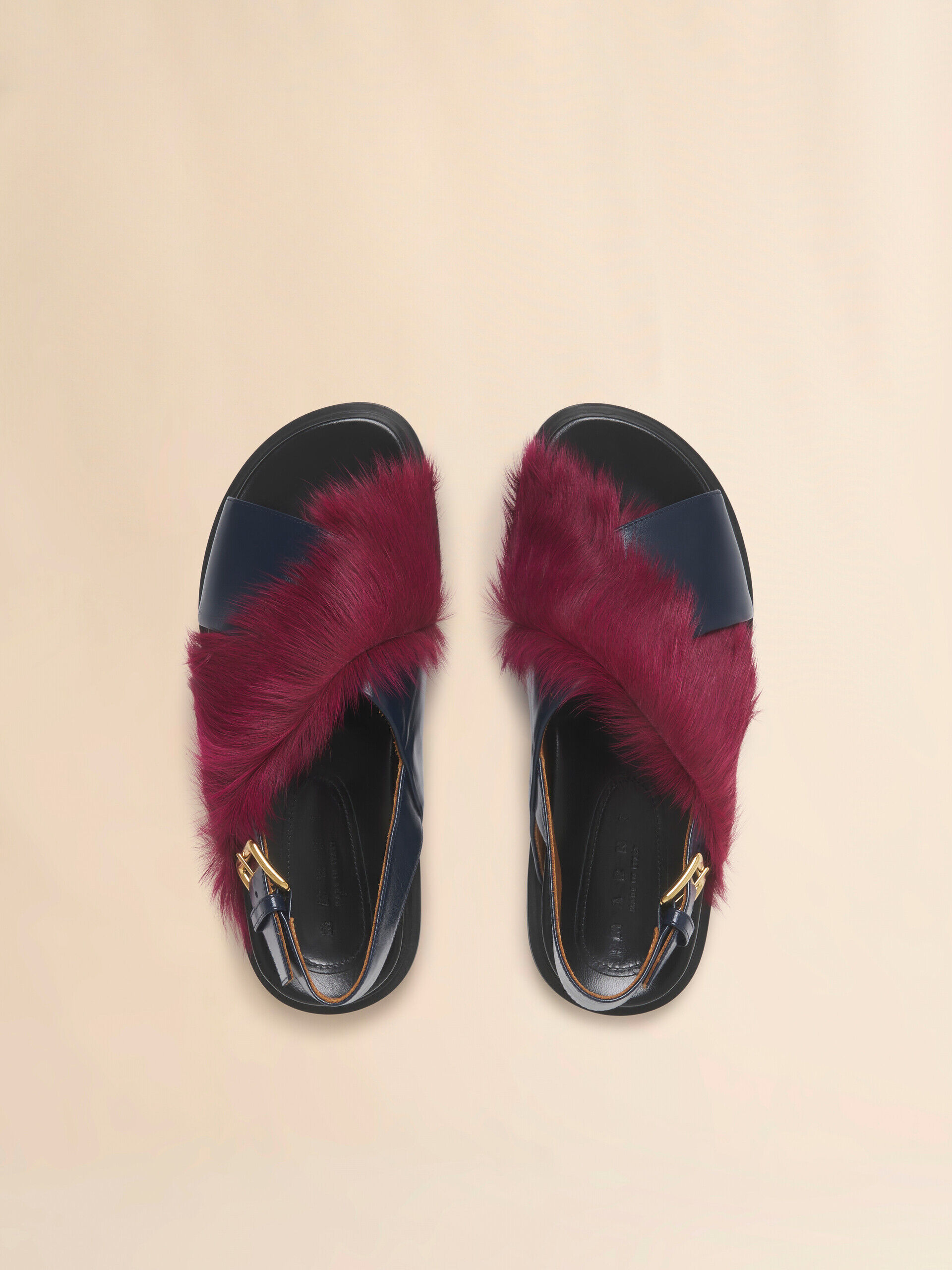 レディース フスベットサンダル、ファースライド | Marni