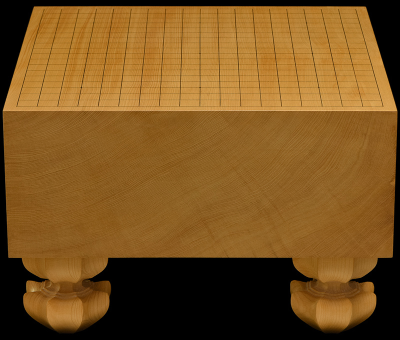 本榧足付碁盤 5寸6分（天柾） ga50046 | 前川榧碁盤店