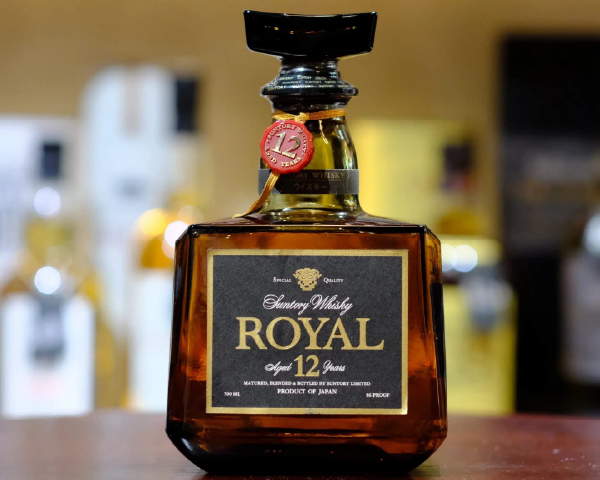 サントリーローヤル現行700ml2本&スリム660ml2本のセット サントリー