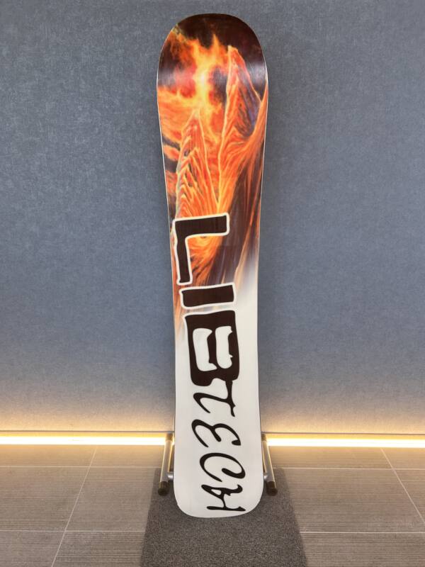 24-25 【LIB TECH】DYNAMO 156 | ムラサキスポーツの中古スノーボード