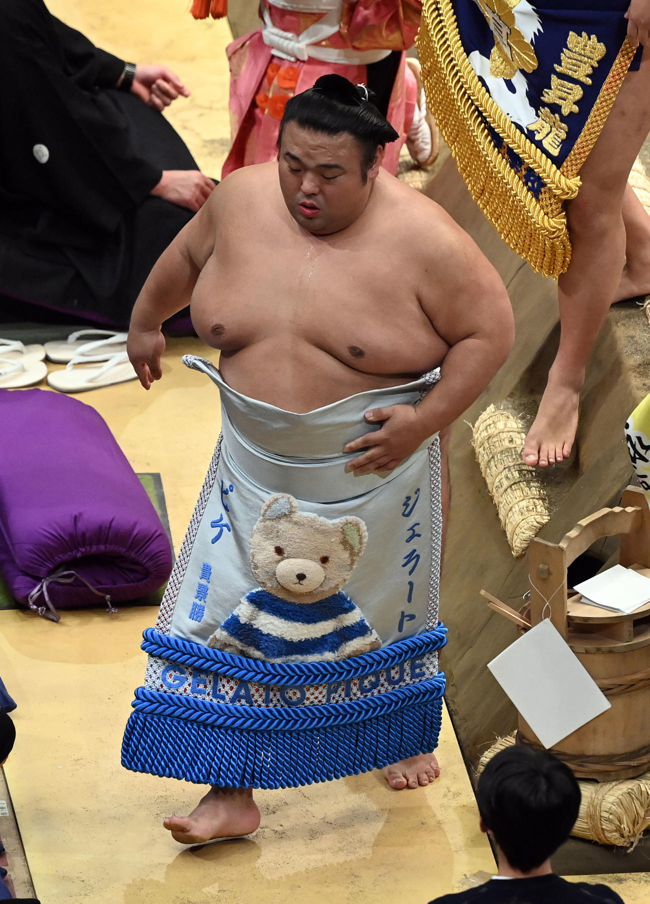 白星発進の大関貴景勝 土俵入りでは「ジェラート ピケ」のかわいすぎる