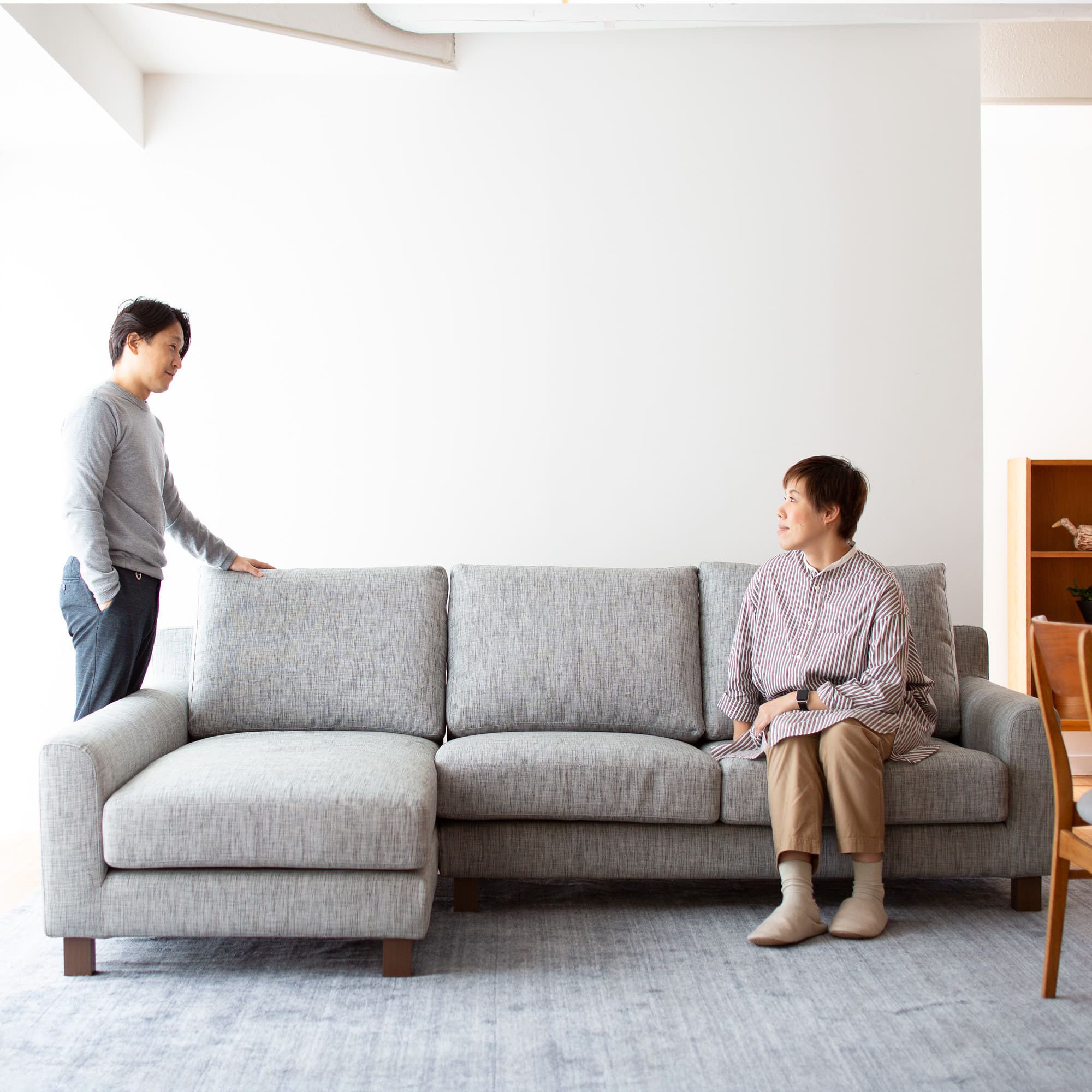 NewSugar Hi-Back Modern 2人掛けカウチソファセット」 製品詳細ページ