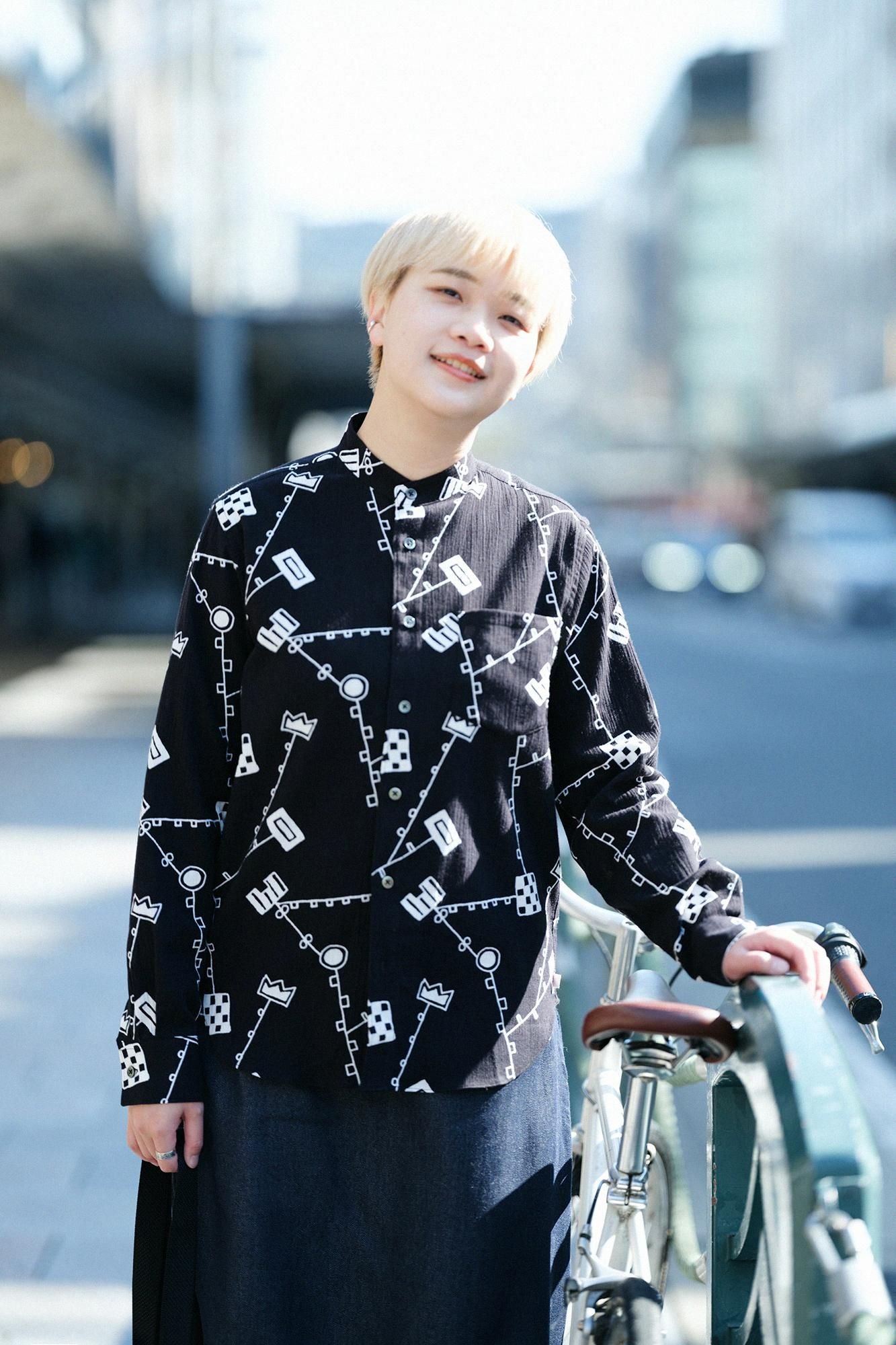 高島縮 20/20 スタンドカラーシャツ／から草あそび