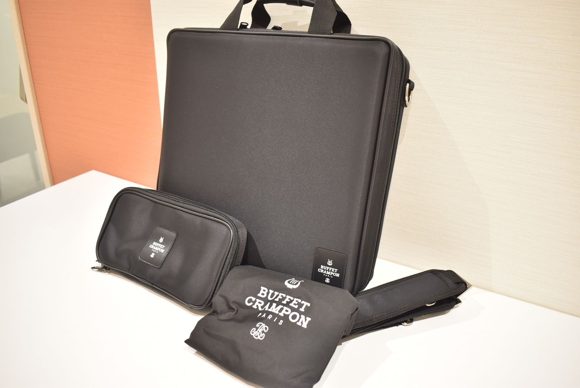 ビュッフェクランポン 旧ロゴ B♭/E♭クラリネットダブルケースと