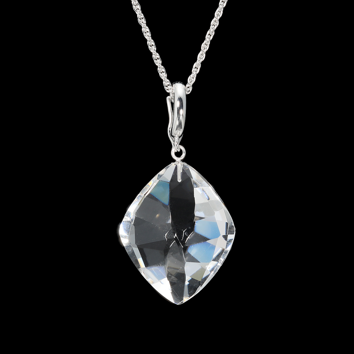 岩崎美智子コレクション 25カラットUP ロッククリスタルクォーツ