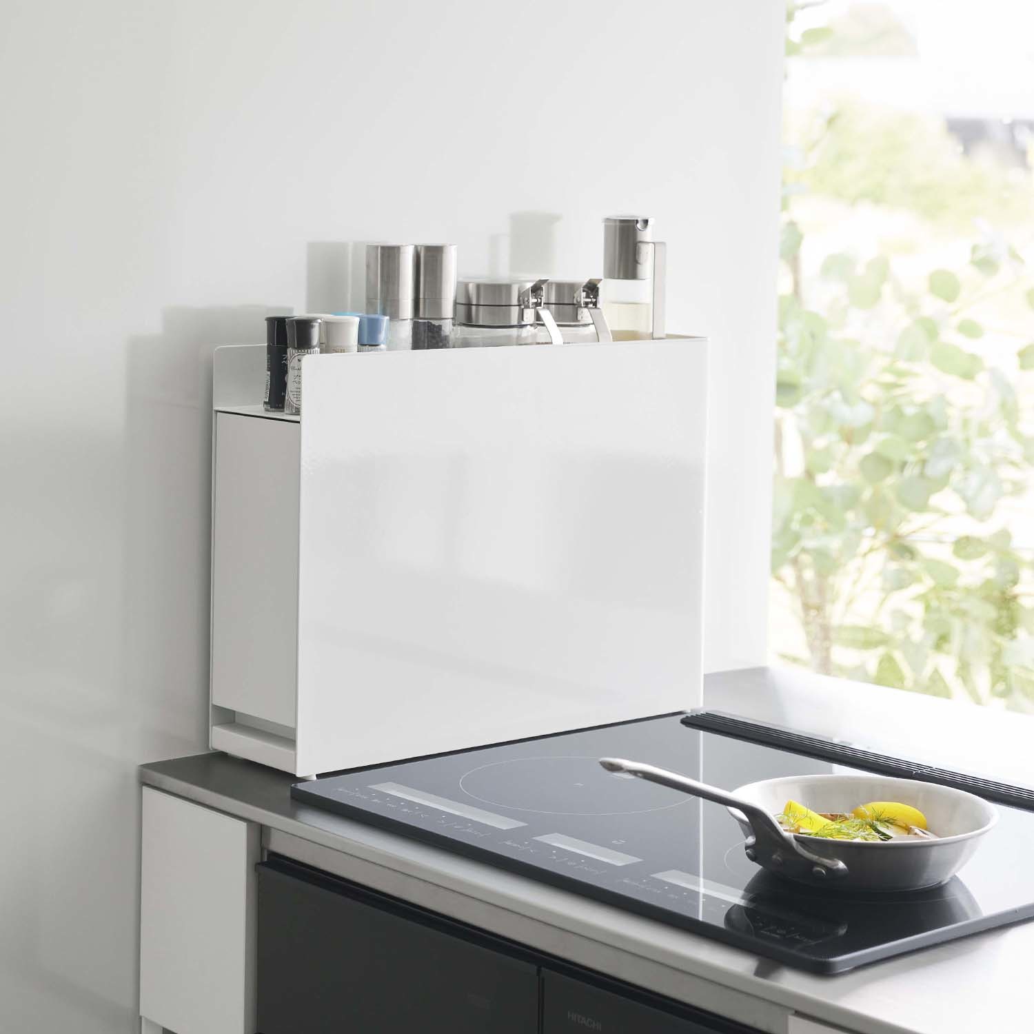 山崎実業 タワー コンロ横に調味料を すっきり収納！ 隠せる調味料