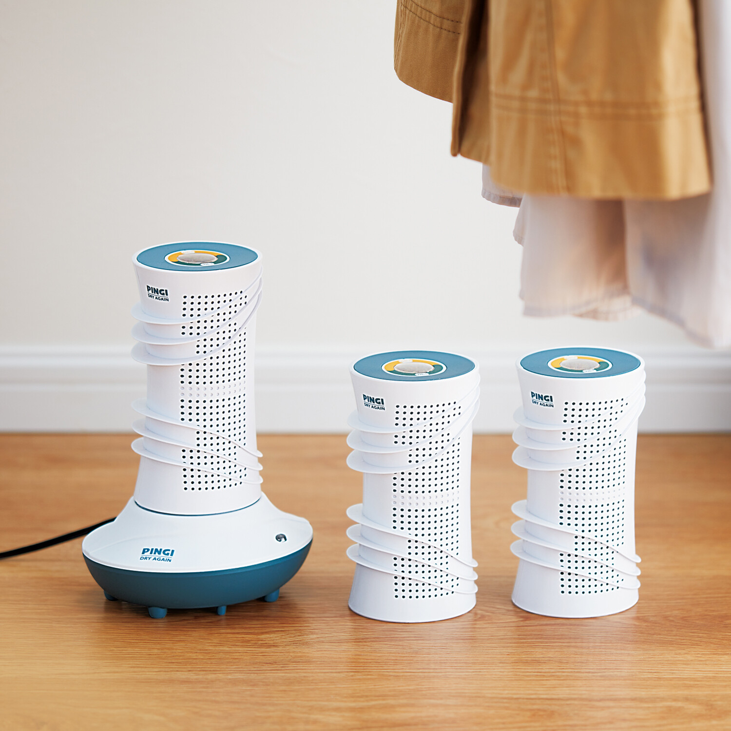 湿気＆臭いを吸着 再生し繰り返し使用できる ピンギー ドライアゲイン