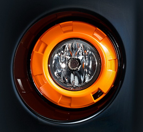 デリカD:5 ACTIVE GEAR仕様 フォグランプベゼルセット | シグマ