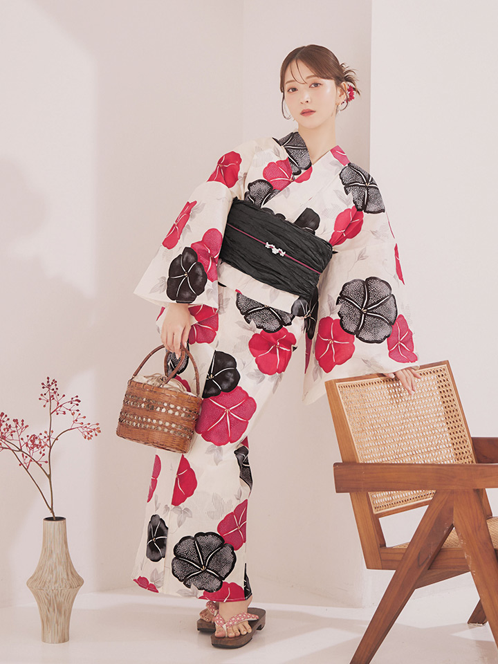 即日発送】紅色と黒の朝顔柄浴衣 【浴衣3点セット 浴衣/帯/下駄】[OF04