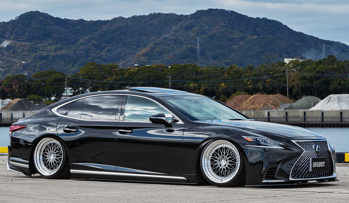 レオンハルトヘリテイジライン」