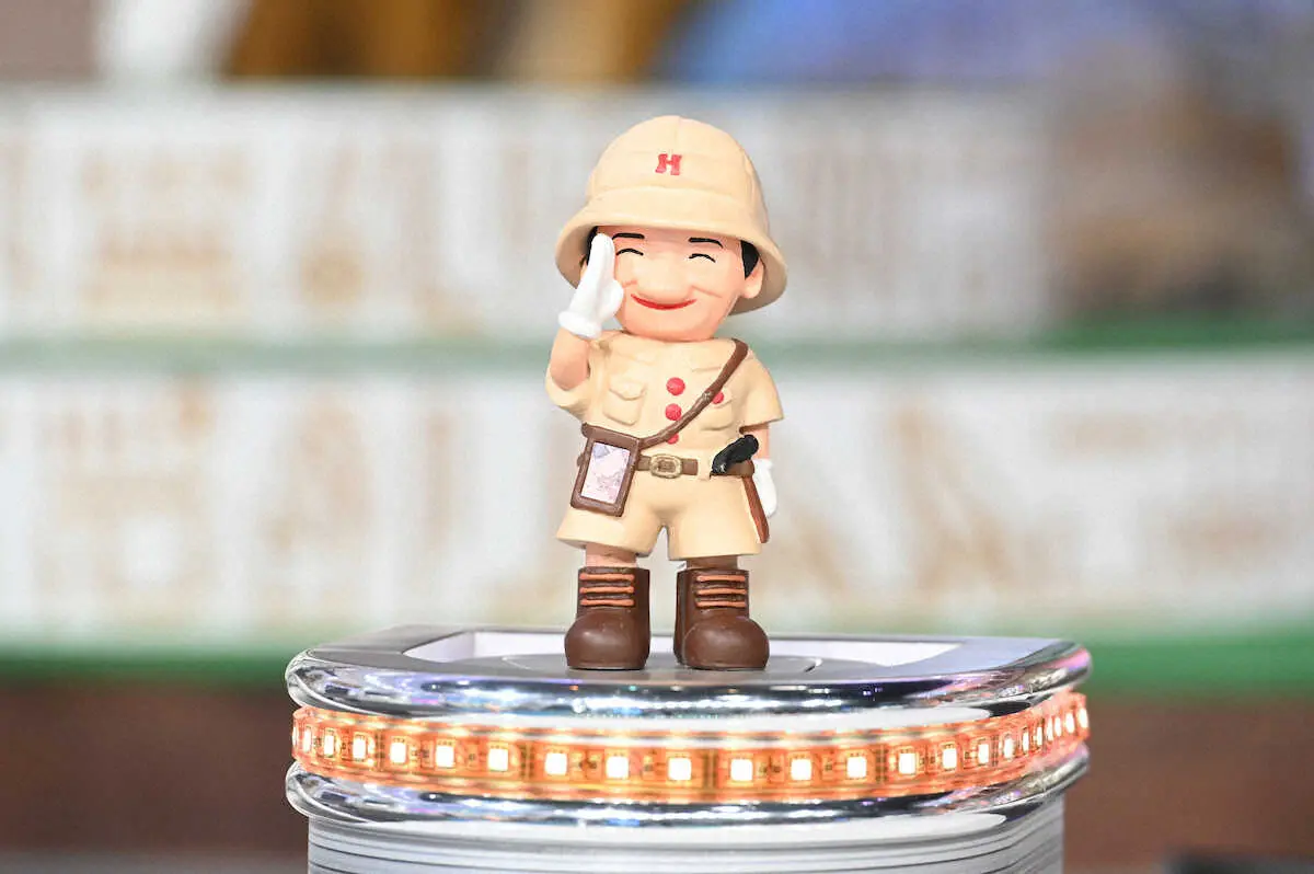 世界ふしぎ発見！」に登場する、草野仁をモデルにしたヒトシ君人形