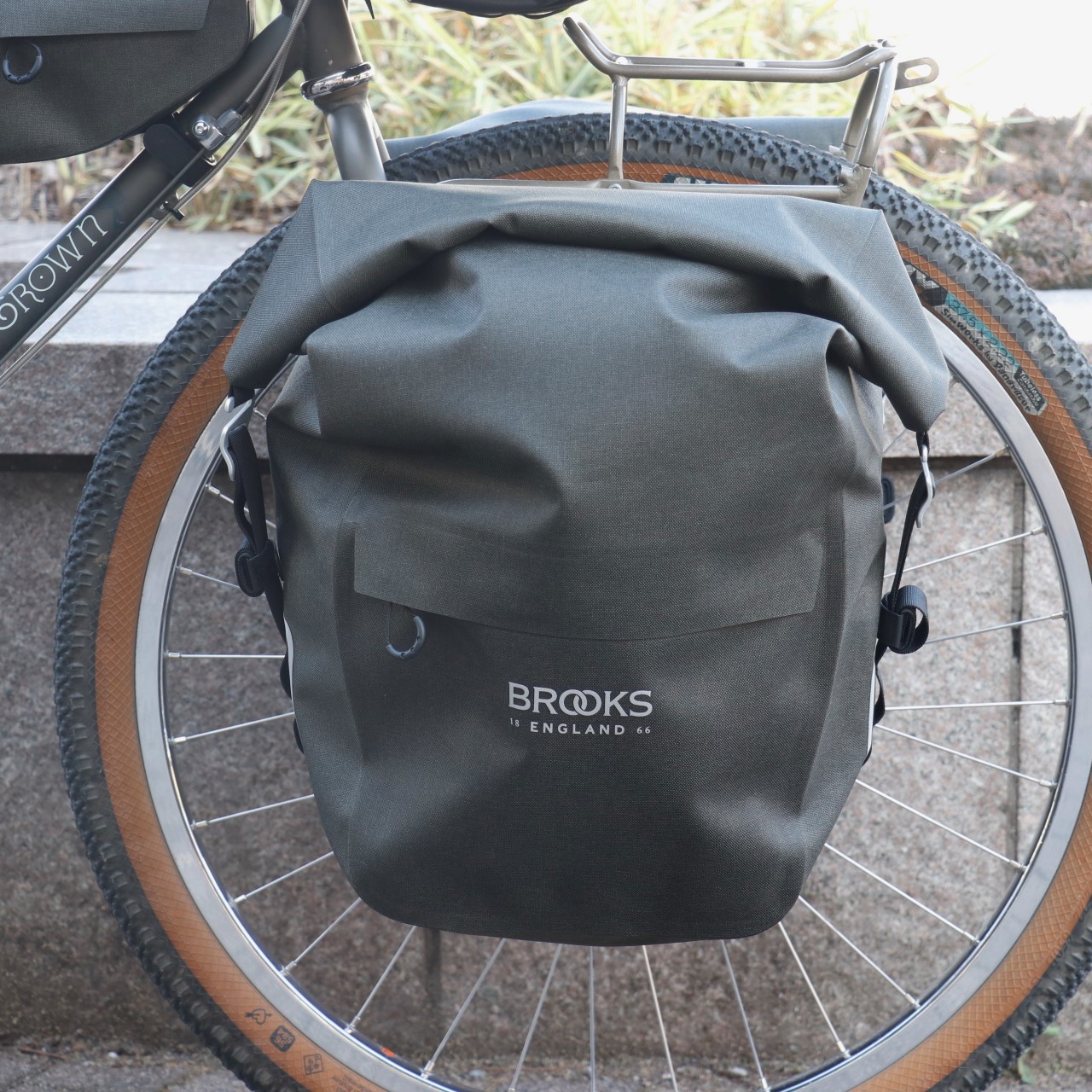 BLOG ～再入荷～【Brooks / ブルックス】=新モデル= 防水性&耐摩耗性