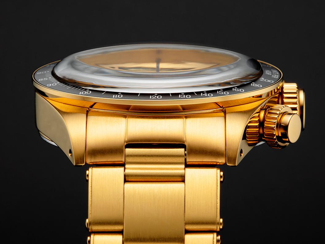 何と6万円【即完の大ヒット時計“レモン”】38mm径の黒ベルトもいいが50