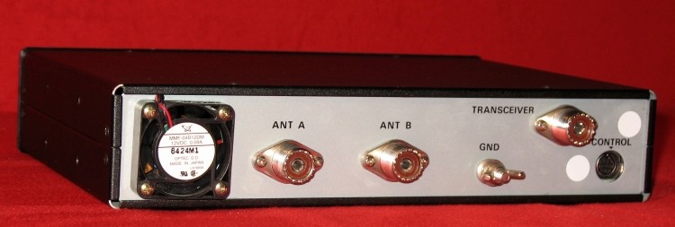 Yaesu FC-20 automatic antenna tuner