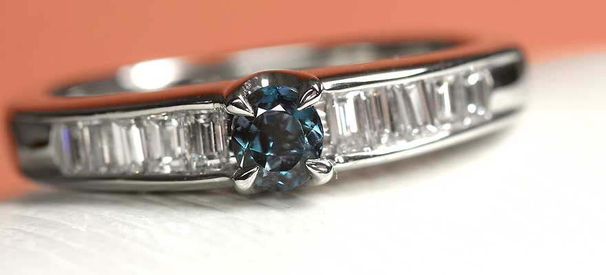 アレキサンドライト 0.22ct ダイヤモンド プラチナ リング（指輪
