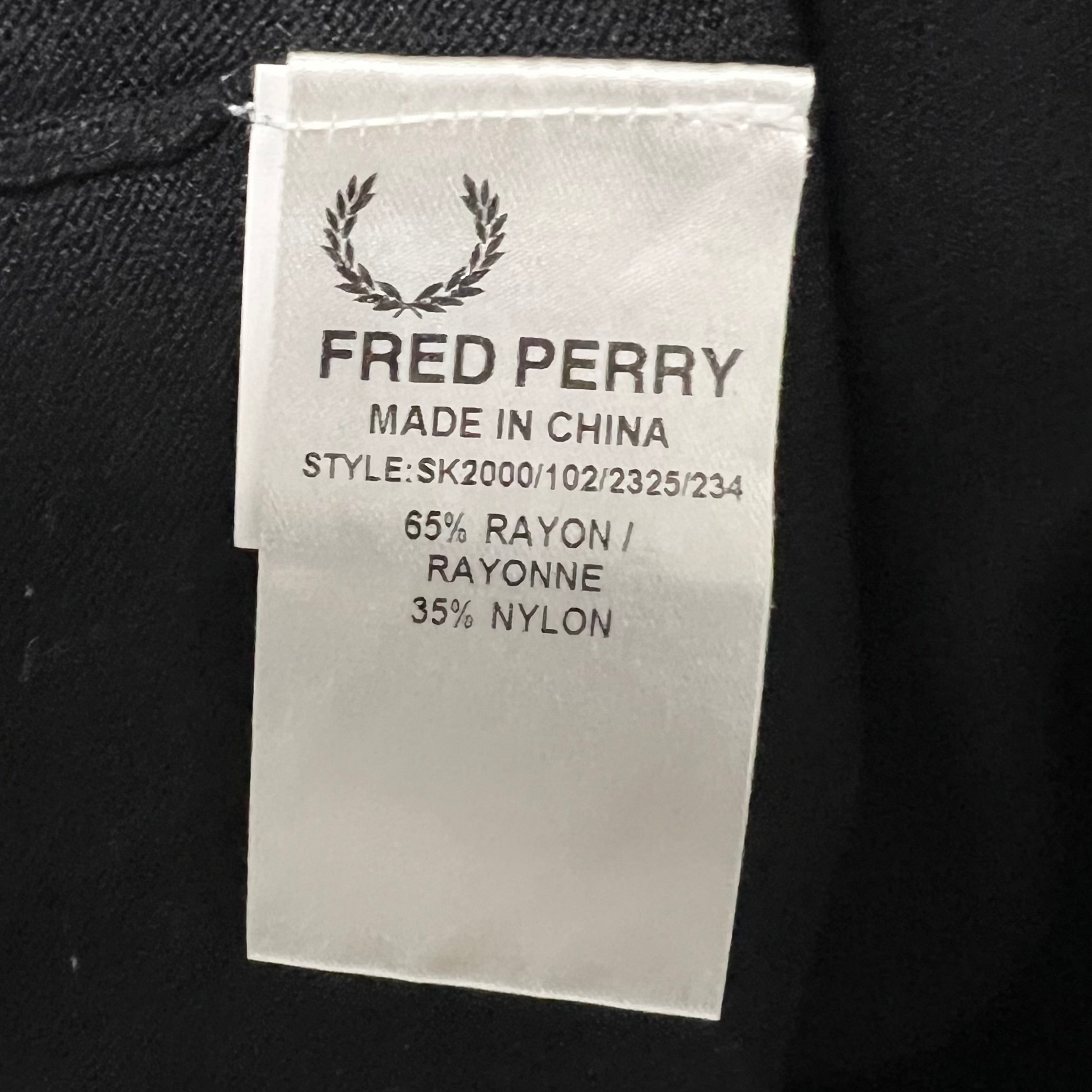 フレッドペリー ラフシモンズ RAF SIMONS タートルネックニット – REKNOW