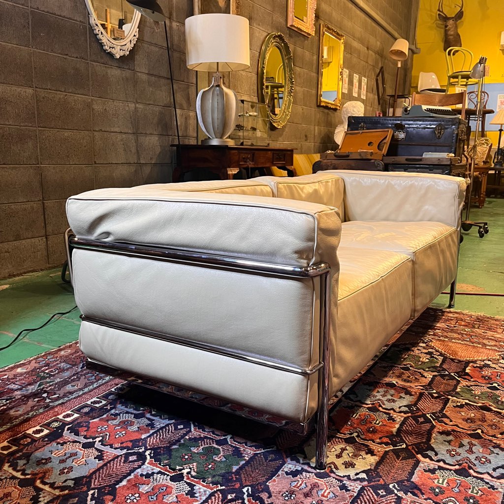 カッシーナ / Cassina ルコルビュジエ / Le Corbusier LC3 2人掛け