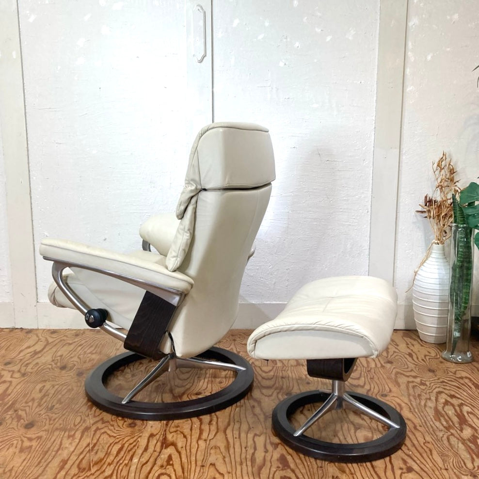 エコーネス EKORNES ストレスレスチェア&オットマン Mサイズ ルビー