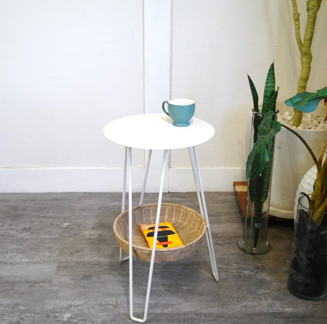 イデー / IDEE ワラビー / WALLABY サイドテーブル バスケット 白