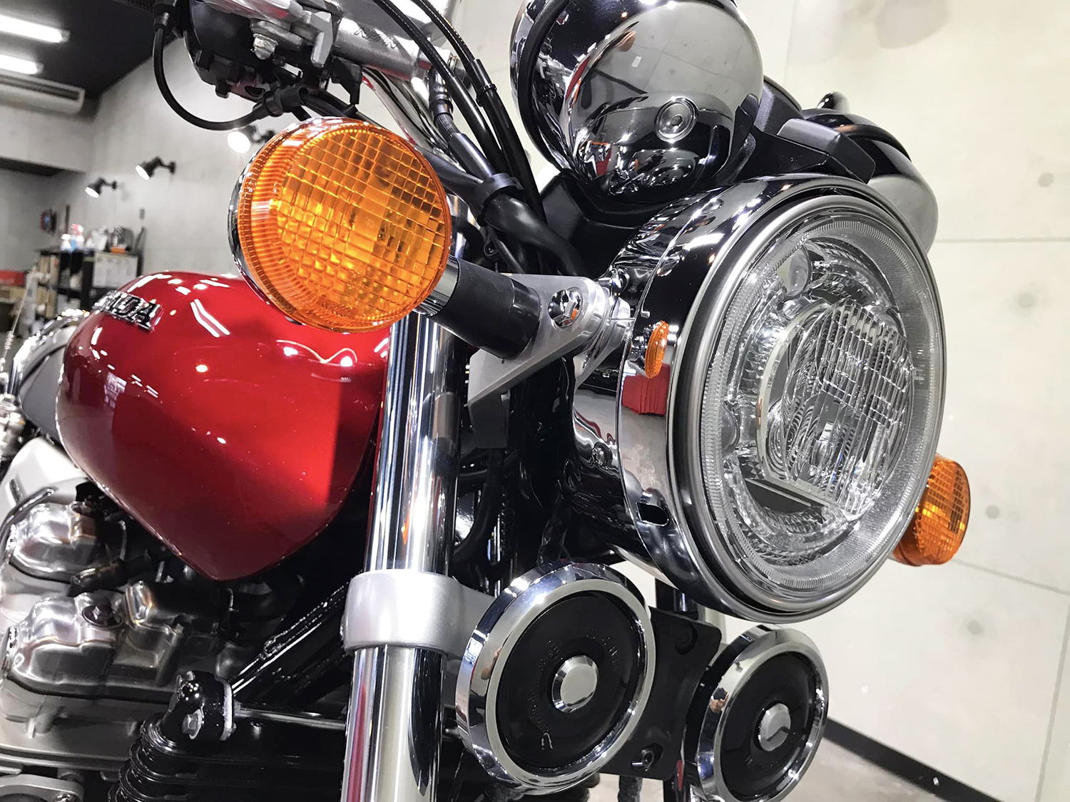ホンダ・CB1100EX(キャンディクロモスフィアレッド)のバイク