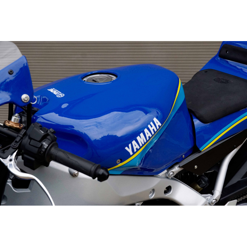 Racing tank cover for Yamaha XSR900GP – Vintage GP 500 Style