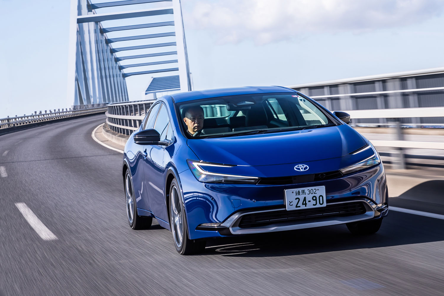 トヨタ・プリウスZ（4WD/CVT）【試乗記】 まるでスポーツカーのように