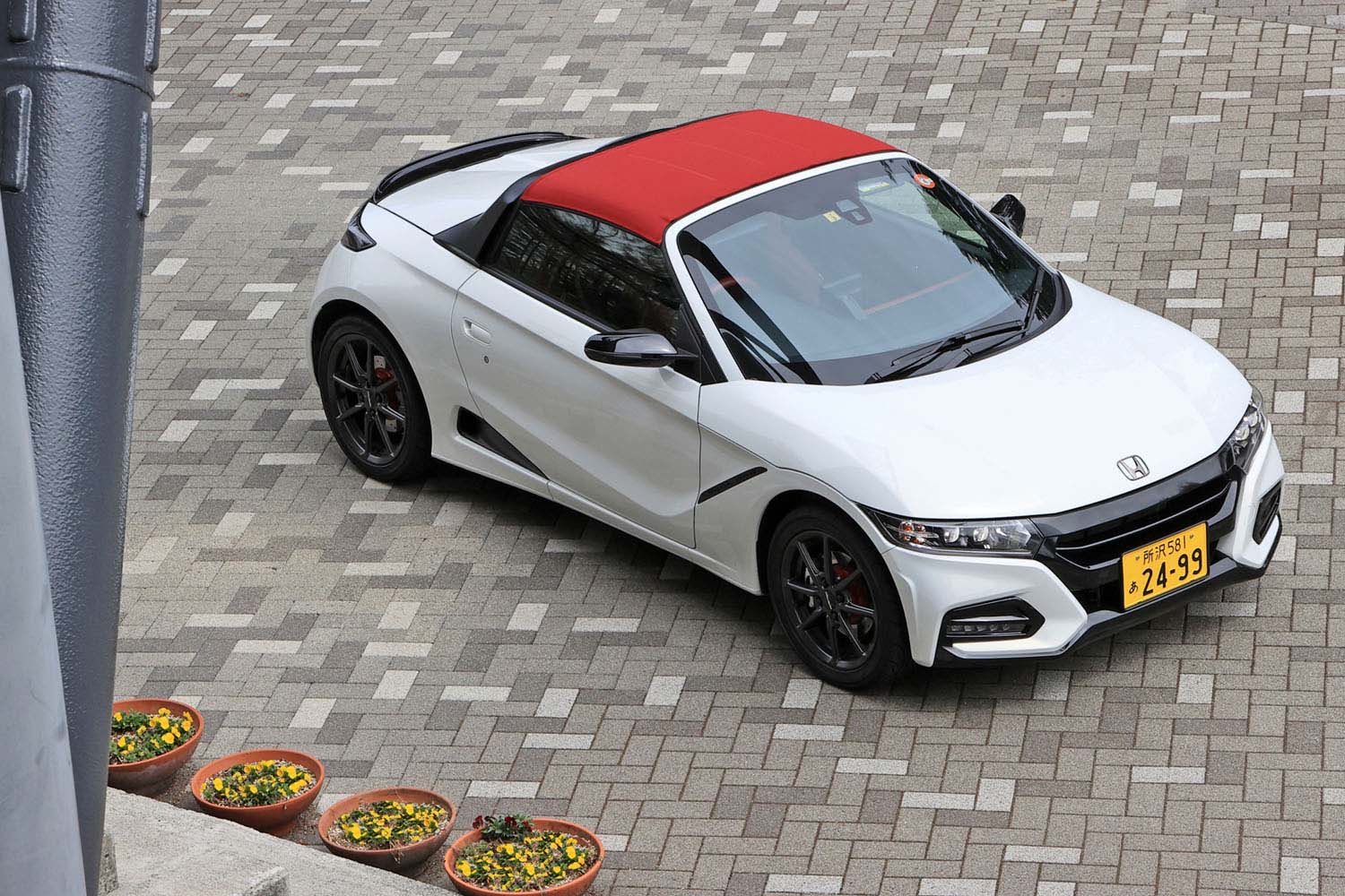 ホンダS660モデューロX バージョンZ（MR/6MT）【試乗記】 小さな貴石