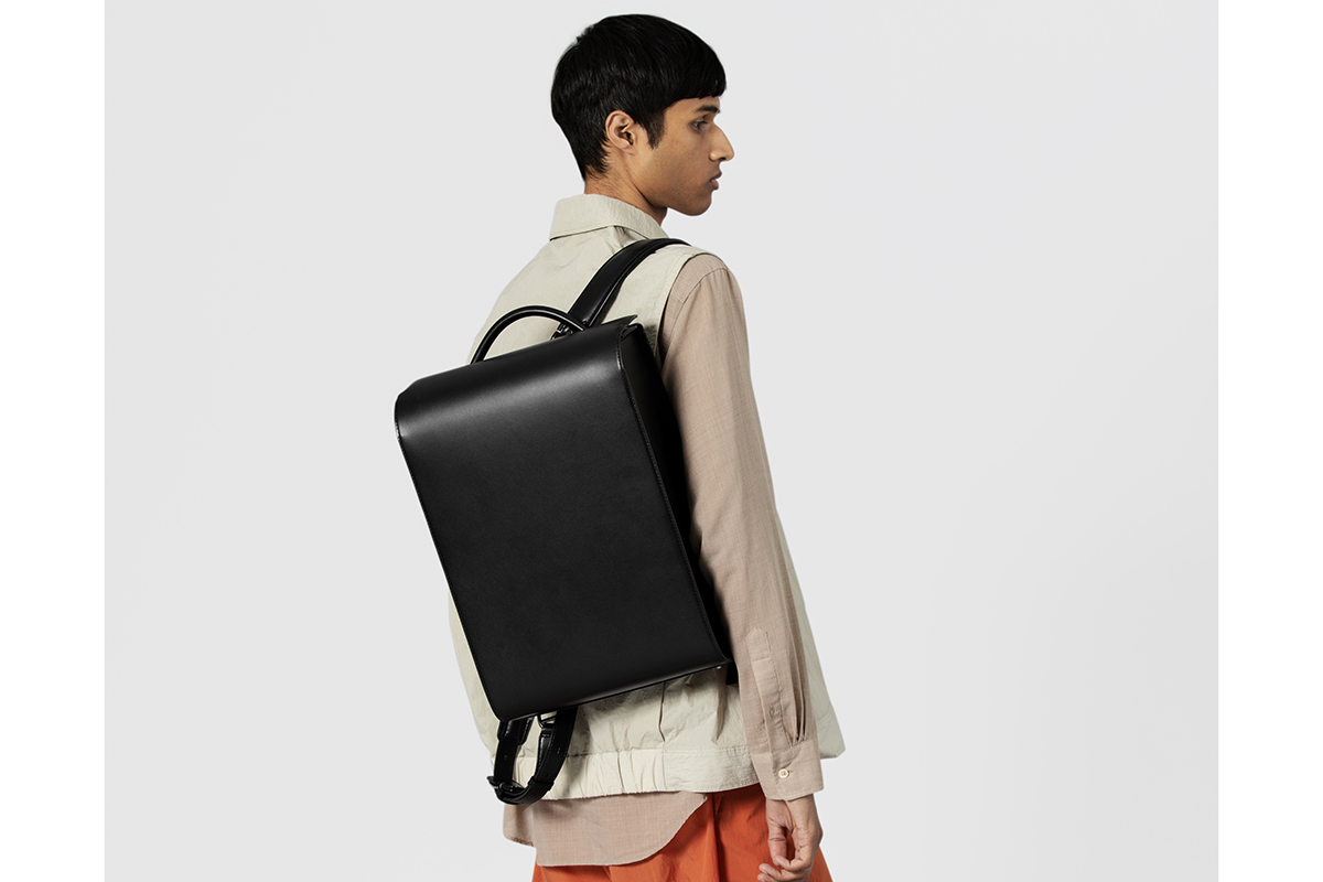 土屋鞄、「大人ランドセル」新型 22万円 - Impress Watch