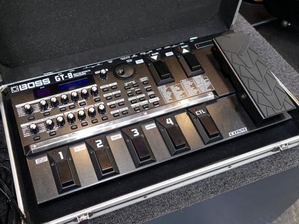 マルチエフェクター 【中古】BOSS GT-8 ハードケース付き BOSS GT-8 GUITAR EFFECTS PROCESSOR（中古/送料無料）【楽器検索