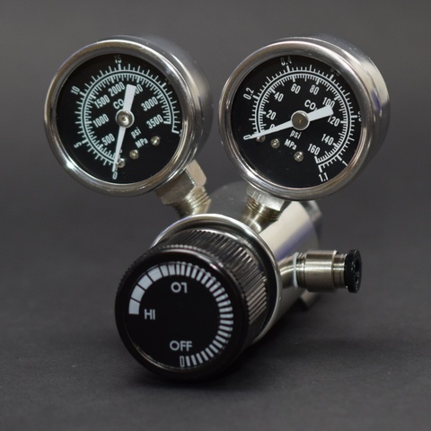 CO2レギュレータ フォアグリップタイプ 38g メーター付き外部ソース