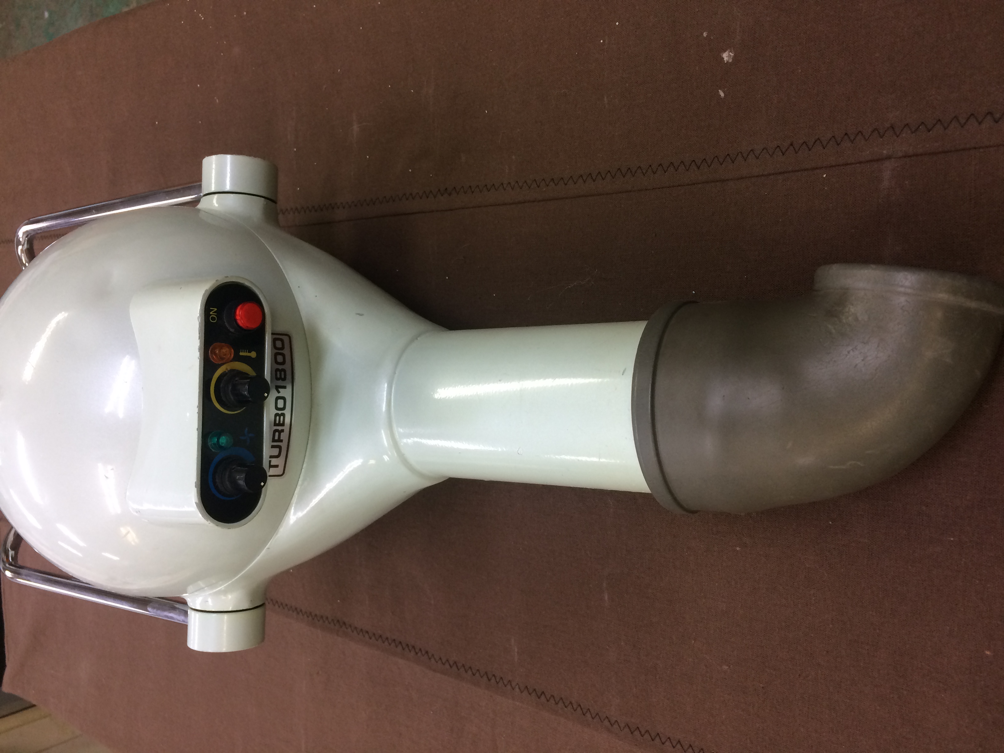 ハチコウ アーム型ドライヤー ターボ1800 | WanWanTown～ワンワンタウン～