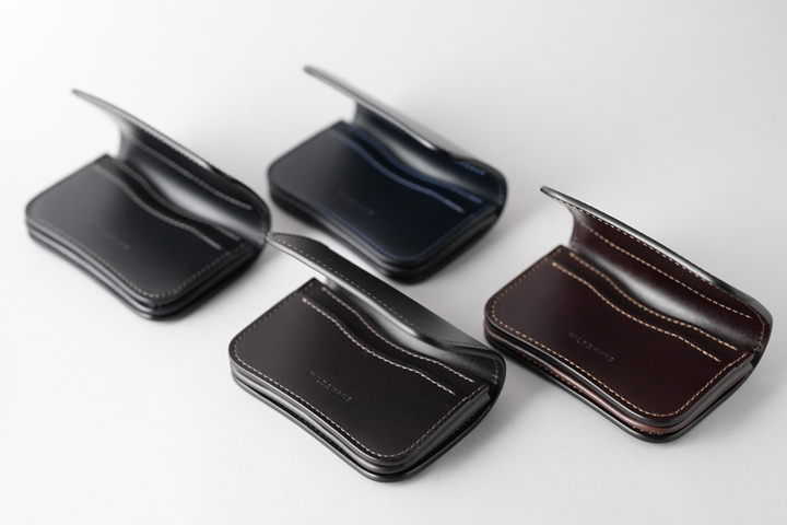 ロイドヴァッシュを使用した革小物シリーズについてのお話 | WILDSWANS