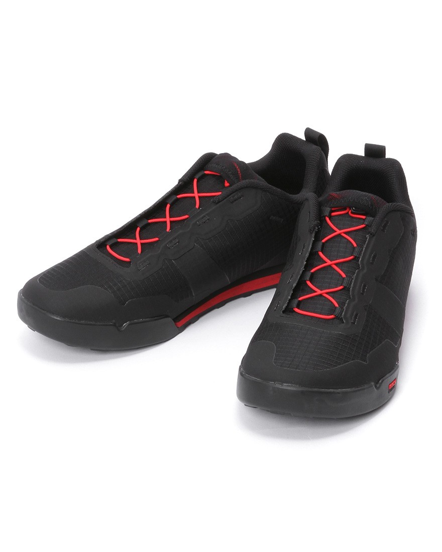 サイクリングシューズ【TRACKER FASTLACE】｜GIRO（ジロ）｜TOKYOlife