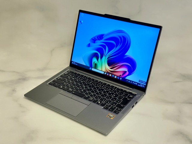 超久々に買ったWindowsノート「LAVIE NEXTREME」は“設定が趣味”という