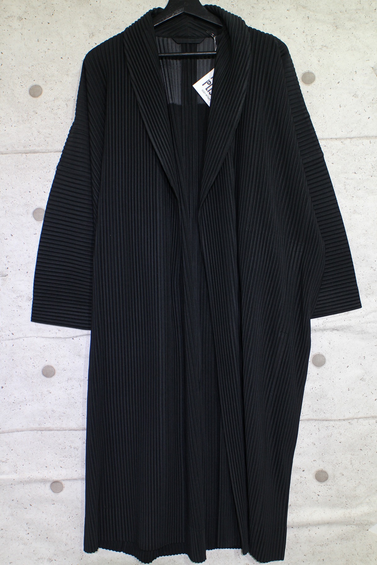 HOMME PLISSE ISSEY MIYAKE/オムプリッセイッセイミヤケのプリーツ