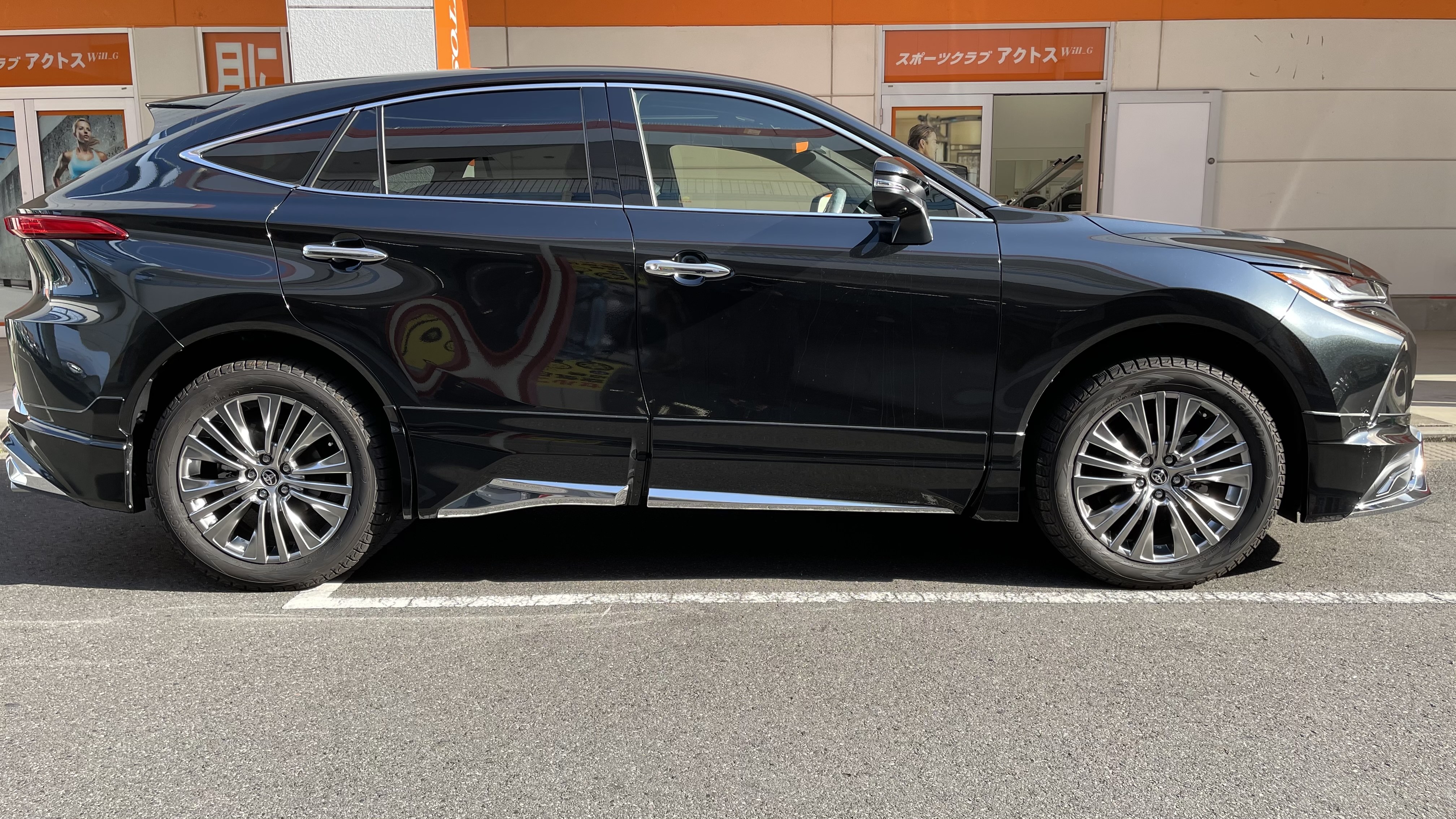 現行型ハリアー× クレンツェ フェルゼン 358EVO｜タイヤ市場前橋駒形店