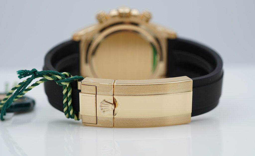 BRAND NEW Rolex 126518LN DAYTONA YELLOW GOLD BLACK DIAL NEW MODEL