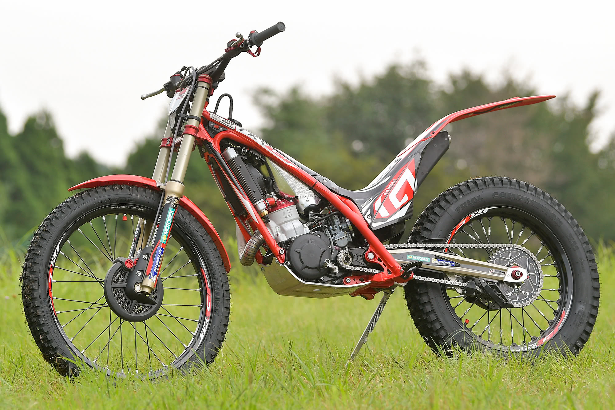 GASGAS TXT GP 250 ：ついついいろんなことをやりたくなってしまう