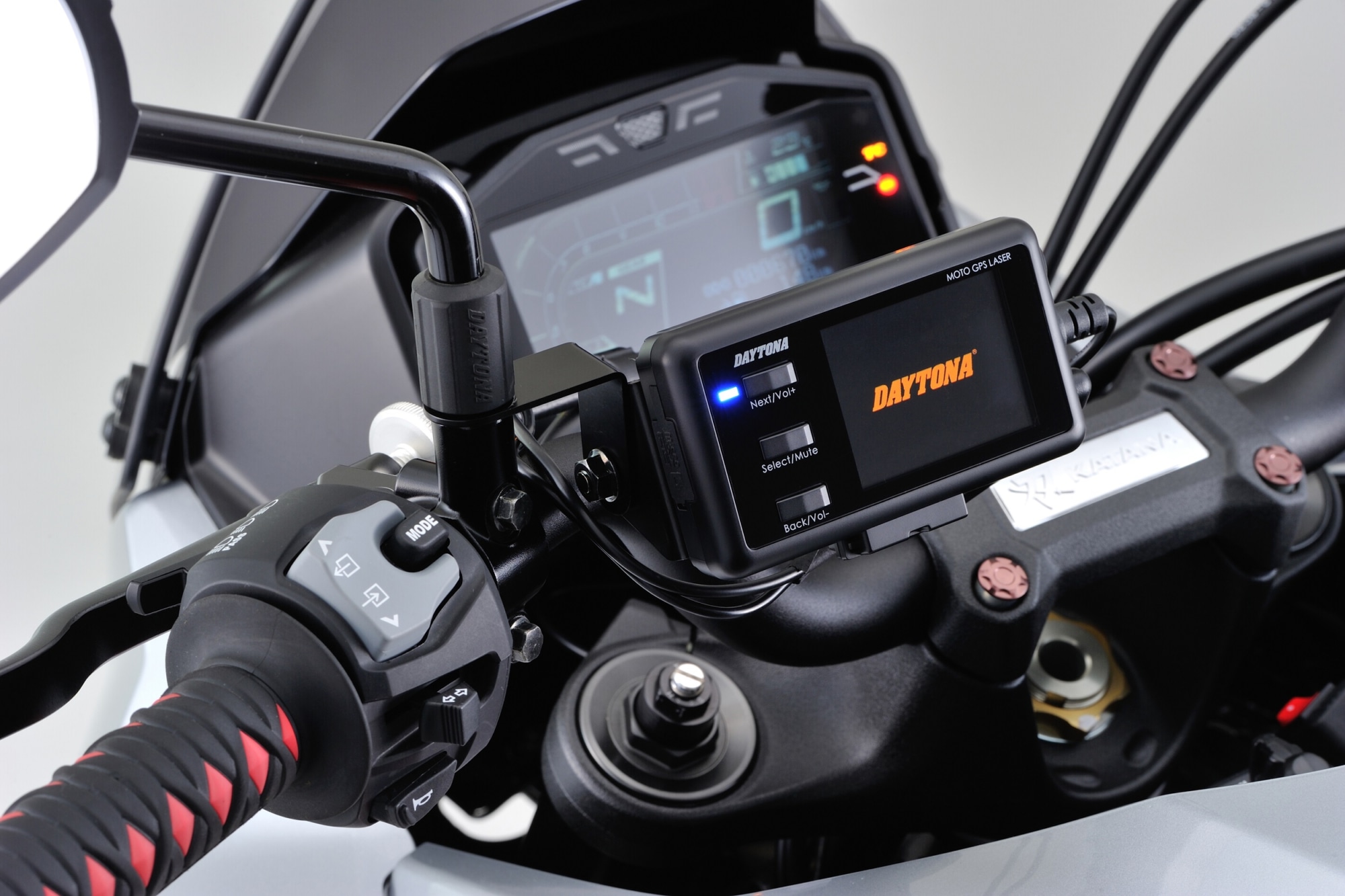 新型レーザー式オービスに対応“MOTO GPS LASER”がついにアンベール