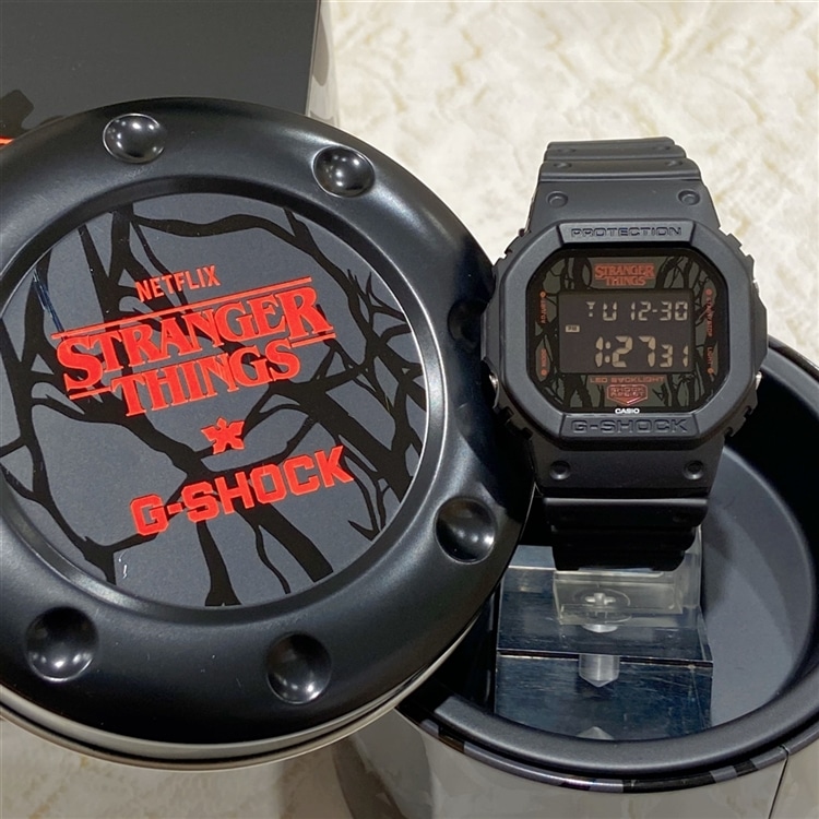 送料込 ストレンジャーシングス g shock G-SHOCK、CASIO CLASSICが