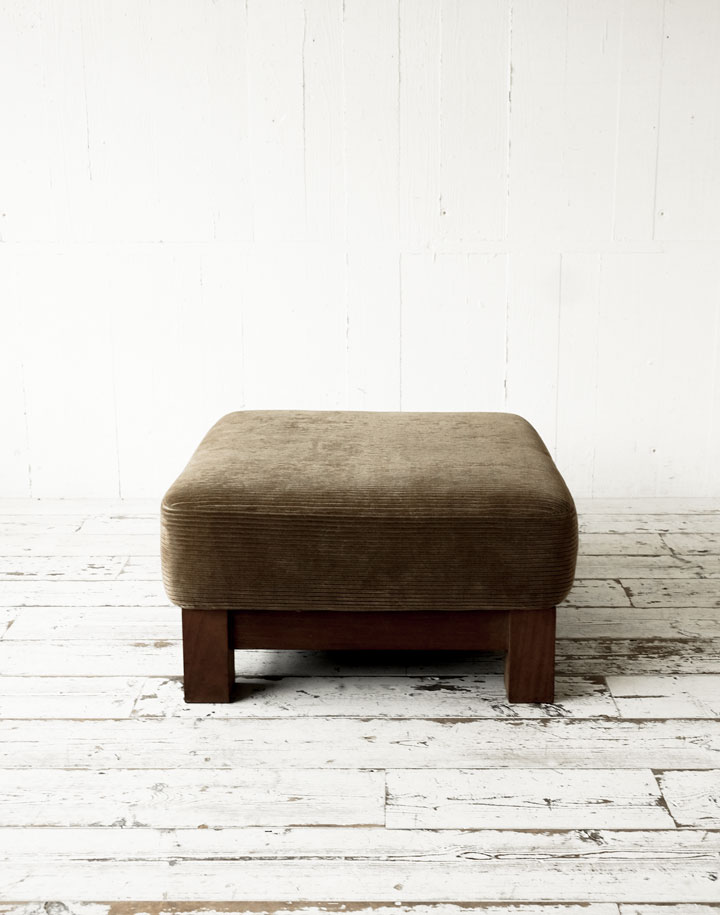 LOUNGE SOFA OTTOMAN | TRUCK FURNITURE