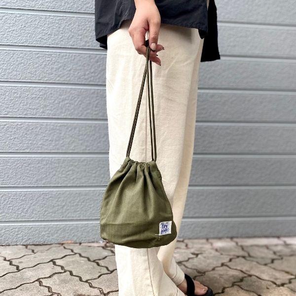TRYANGLEMARKET HERRINGBONE DRAWSTRING BAG OLIVE トライアングル